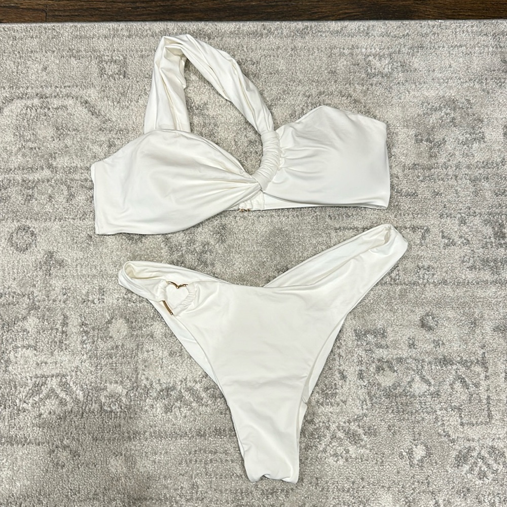 Dolce Leon Aurora Top & Paris Bottoms